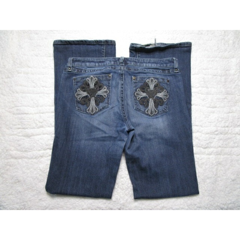 Wrangler Rock 47 Ultra Low Rise Womens Jeans Medium Wash Embroidered Cross 32X32